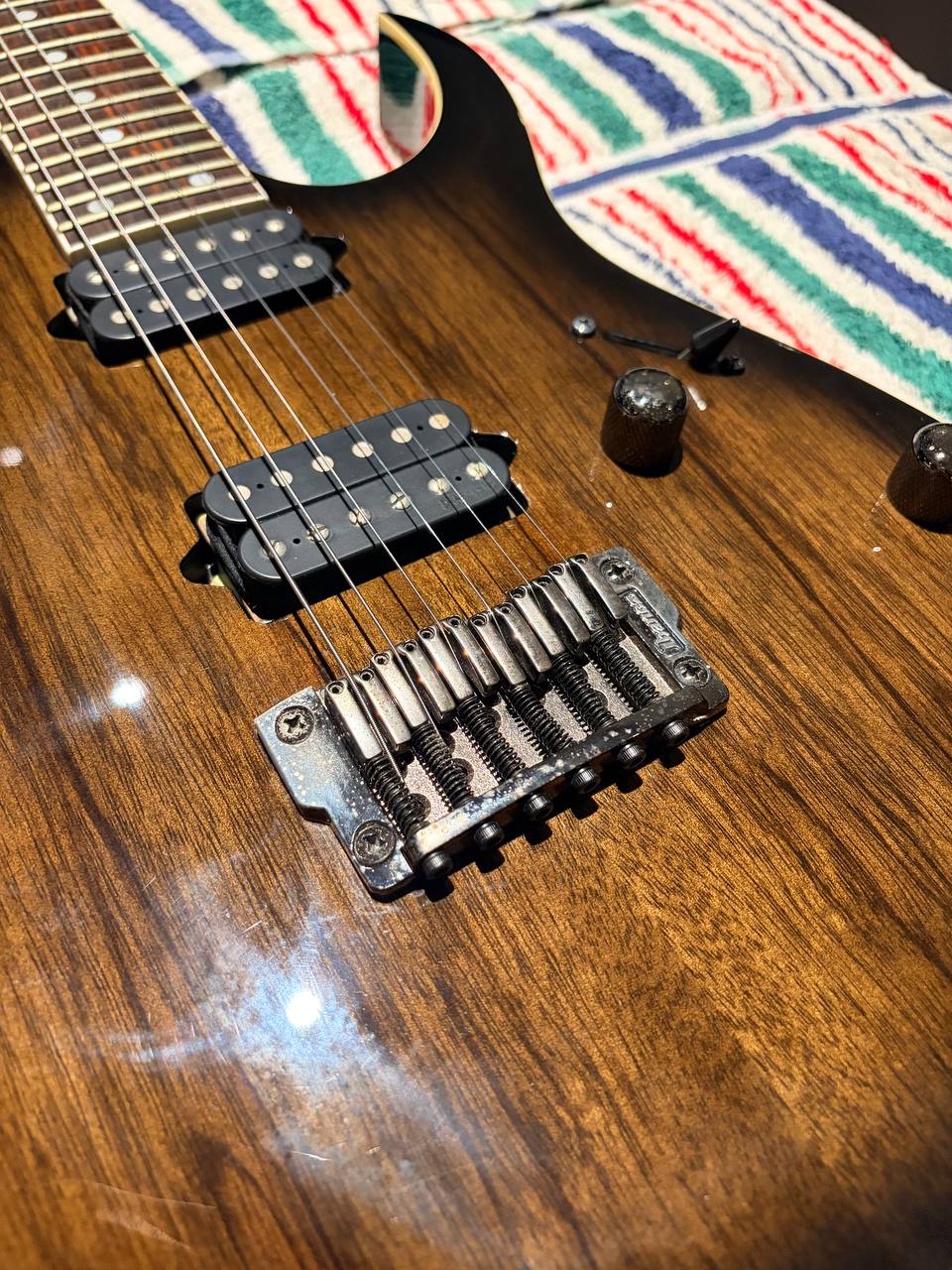 IBANEZ PRESTIGE RG652LWFX IN THE ANVIL GRAY BURST (AGB) Finish